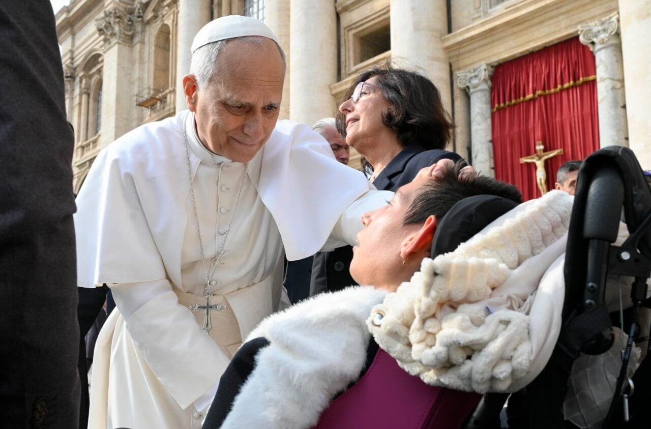 Em mensagem para o Dia Mundial do Doente, Leão XIV convida a “amar carregando a dor do outro”