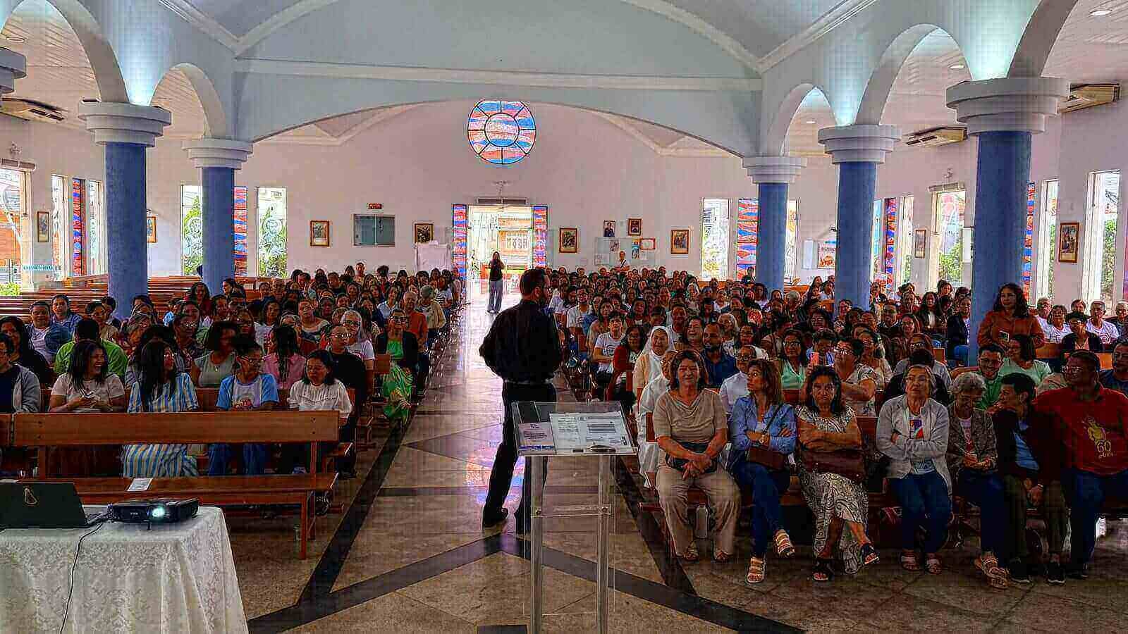 Forania Baiana celebra o Dia do Evangelizador com formação, Missa e adoração